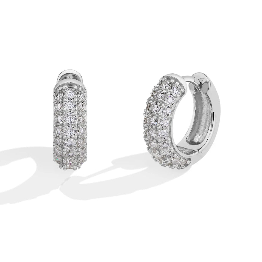 Pendientes Huggie Pavé · Moissanita